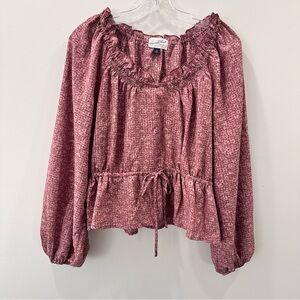Universal Thread Women’s Long Sleeve Peplum Blouse Mauve Print, Size Medium